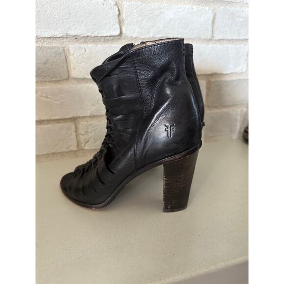 Frye Sofia Black‎ Leather Booties Size 9 - Picture 5 of 9